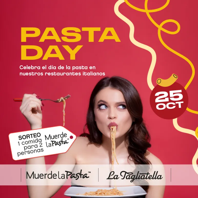 chica comiendo spaguetis